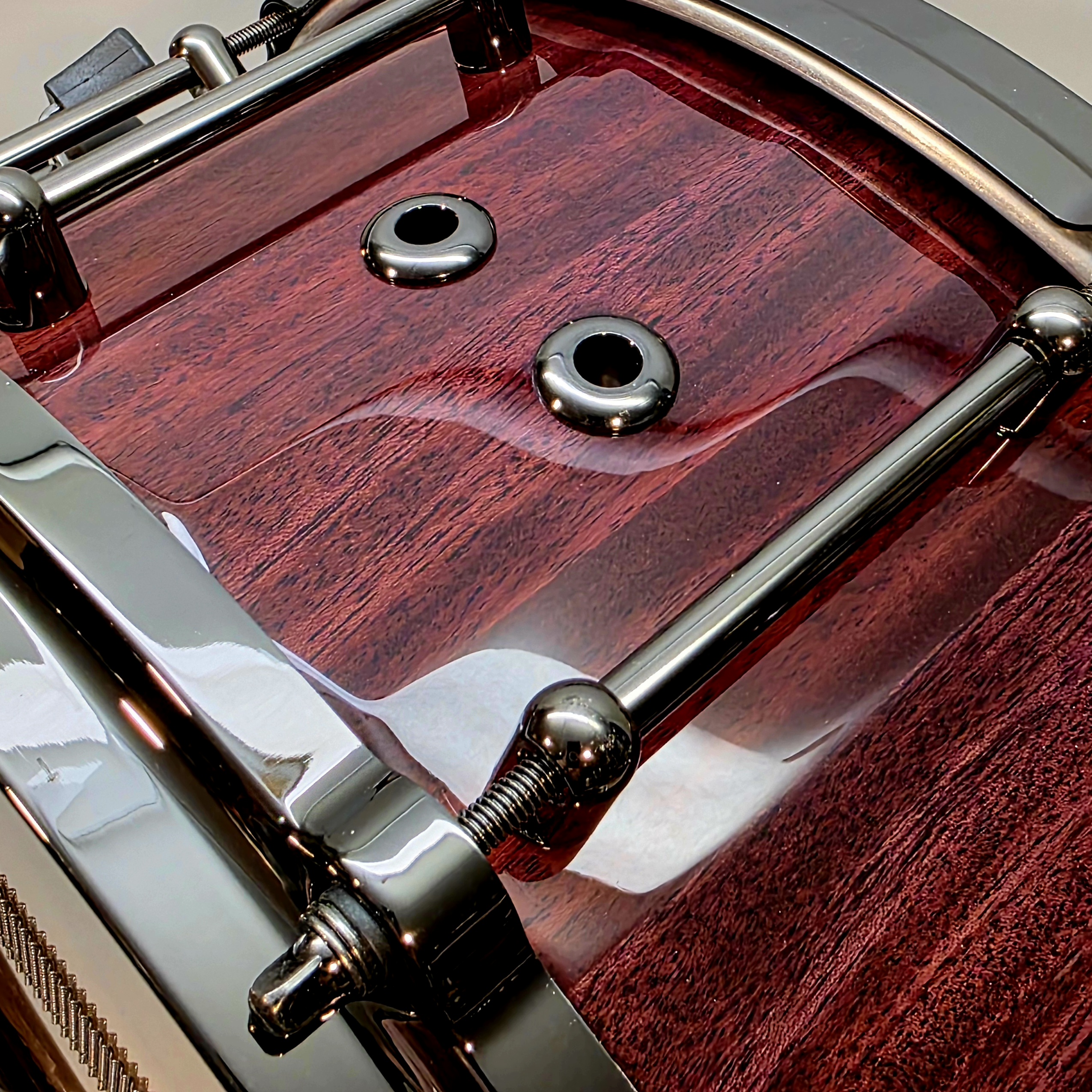 14 X 6.5 MAHOGANY STABLE-STAVE - Image 5